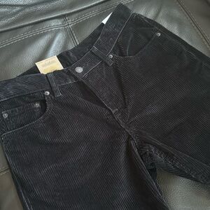 Women’s corduroy black  Levi’s size 29x 30